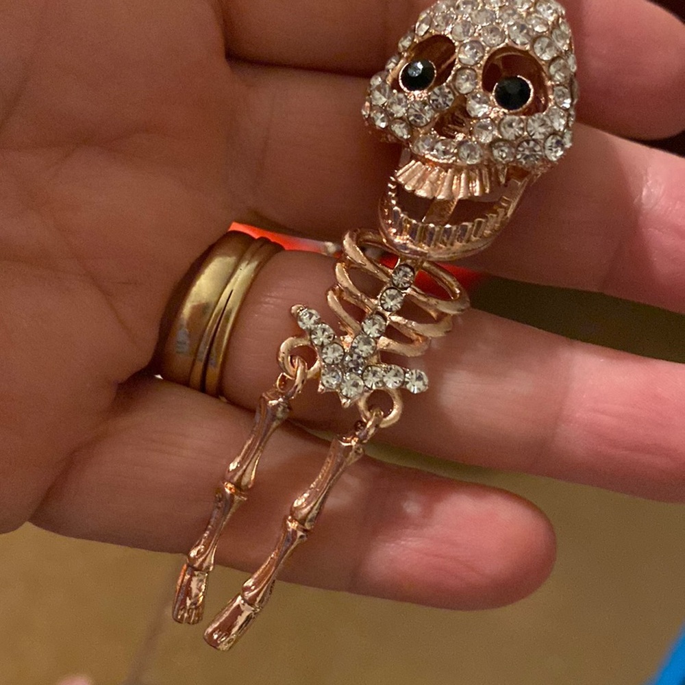 Skeleton, crystal necklace